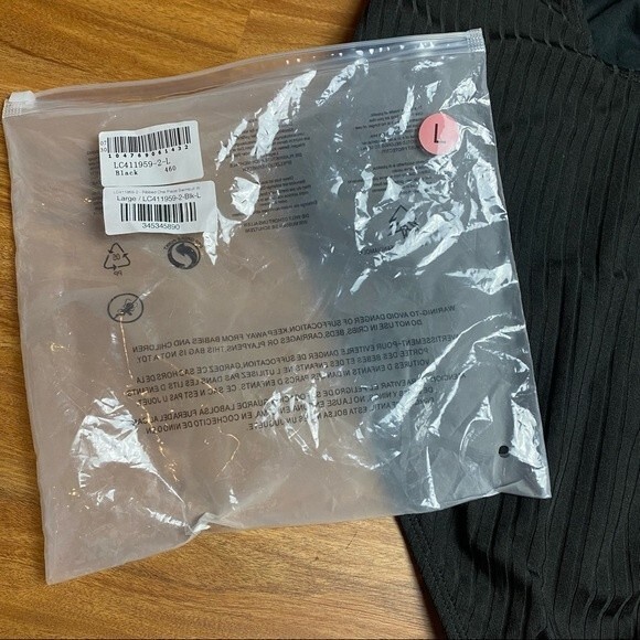 Black Ribbed One Piece Swimsuit Large - Picture 6 of 6